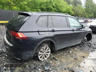 2019 Volkswagen Tiguan S with VIN 3VV0B7AX7KM067047, listed as a Copart auction lot 55693685 with 141,069 mi miles and Salvage title. Bid and sale history available at DreamBid. Image 3.