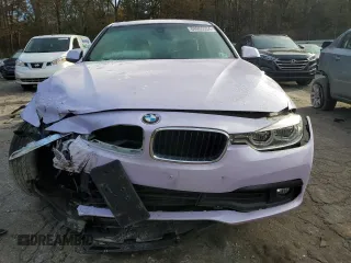 2018 BMW 3 Series 320i with VIN WBA8A9C55JAH12818, listed as a Copart auction lot 52110515 with 72,522 mi miles and Salvage title. Bid and sale history available at DreamBid. Image 5.
