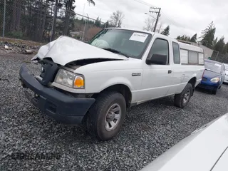 2006 Ford Ranger XL with VIN 1FTZR15E66PA78130, listed as a IAAI auction lot 41296599 with 204,905 mi miles. Bid and sale history available at carsss.com. Image 2.