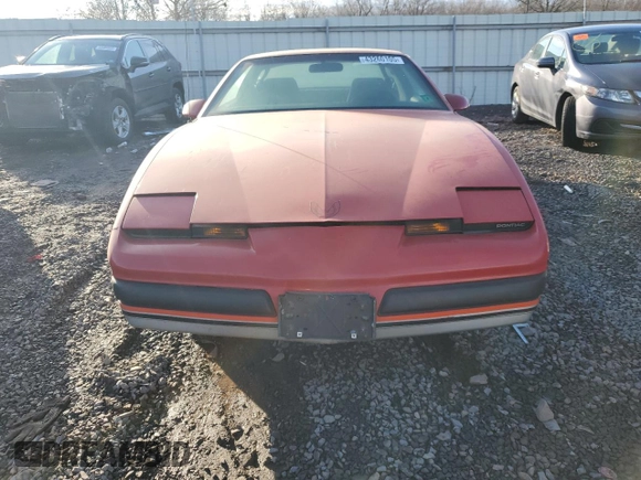 1986 Pontiac Firebird with VIN 1G2FS87SXGN246579, listed as a Copart auction lot 43260105 with 17,411 mi miles and Clean Title. Bid and sale history available at carsss.com. Image 5.