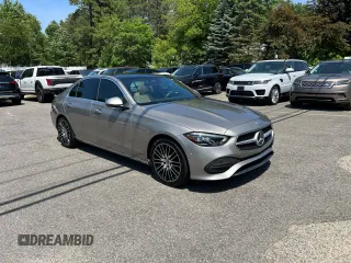 2022 Mercedes-Benz C 300 z VIN W1KAF4GB1NR050013, wystawiony jako Copart lot #61496615 z przebiegiem 77 812 mil mil oraz Czysty tytuł • Clean title. Historia ofert i sprzedaży dostępna na DreamBid. Obrazek 1.