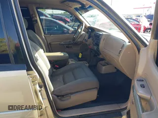 2001 Ford Explorer Sport Trac z VIN 1FMZU77E41UA58737, wystawiony jako IAAI lot #42099243 z przebiegiem 203 593 mil mil oraz . Historia ofert i sprzedaży dostępna na DreamBid. Obrazek 5.