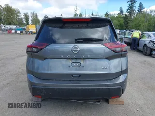 2024 Nissan Rogue SV z VIN 5N1BT3BA3RC672598, wystawiony jako IAAI lot #42279132 z przebiegiem 29 491 mil mil oraz . Historia ofert i sprzedaży dostępna na DreamBid. Obrazek 16.