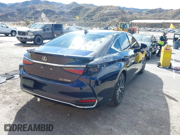 2023 Lexus ES with VIN 58ADA1C12PU034148, listed as a IAAI auction lot 41600165 with 40,164 mi miles. Bid and sale history available at carsss.com. Image 4.