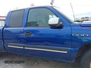 2003 Chevrolet Silverado 1500 with VIN 2GCEC19T731186984, listed as a IAAI auction lot 41521313 with 288,433 mi miles. Bid and sale history available at carsss.com. Image 14.