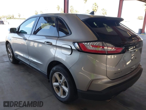 2020 Ford Edge SE z VIN 2FMPK3G97LBA60726, wystawiony jako IAAI lot #41996884 z przebiegiem 62 817 mil mil oraz . Historia ofert i sprzedaży dostępna na DreamBid. Obrazek 3.