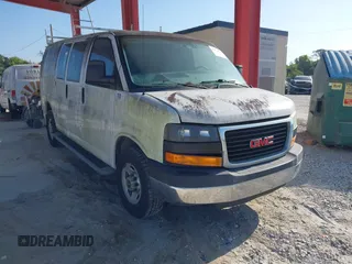 2016 GMC Savana Cargo with VIN 1GTW7AFF4G1904719, listed as a IAAI auction lot 42131849 with 121,700 mi miles. Bid and sale history available at carsss.com. Image 1.