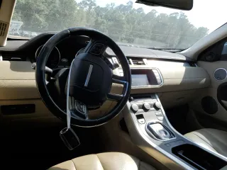 2015 Land Rover Range Rover Evoque Pure Plus with VIN SALVP2BG1FH073887, listed as a Copart auction lot 60050315 with 178,574 mi miles and Clean title. Bid and sale history available at DreamBid. Image 8.