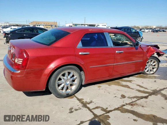 2008 Chrysler 300 z VIN 2C3LA33G38H115921, wystawiony jako Copart lot #49337435 z przebiegiem 203 198 mil mil oraz Szkoda całkowita • Salvage title. Historia ofert i sprzedaży dostępna na DreamBid. Obrazek 3.