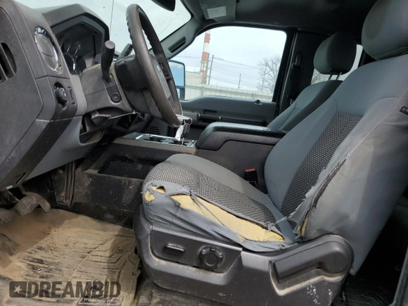2014 Ford F-250 XL with VIN 1FT7X2B64EEA31379, listed as a Copart auction lot 54993565 with 517,261 mi miles and Clean title. Bid and sale history available at DreamBid. Image 7.