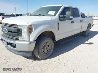 2019 Ford Super Duty F-250 SRW XL with VIN 1FT7W2B61KEC99868, listed as a IAAI auction lot 41675681 with 163,055 mi miles. Bid and sale history available at carsss.com. Image 17.