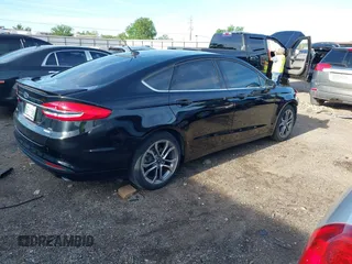 2017 Ford Fusion SE с VIN 3FA6P0HD9HR157122, выставлен на аукционе IAAI как лот 42062159 с пробегом 20 669 миль миль и . История ставок и продаж доступна на DreamBid. Изображение 4.