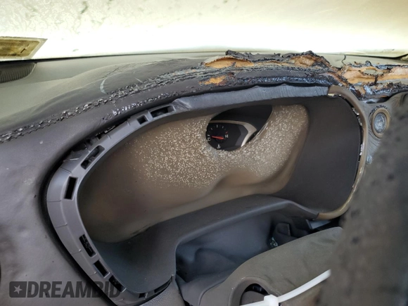 2019 Chevrolet Blazer z VIN 3GNKBGRS9KS596406, wystawiony jako Copart lot #64641185 z przebiegiem Nie podano mil oraz Szkoda całkowita • Salvage title. Historia ofert i sprzedaży dostępna na DreamBid. Obrazek 9.