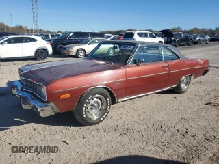 1974 Dodge Dart z VIN LH23C4G110284, wystawiony jako Copart lot #79896194 z przebiegiem 63 067 mil mil oraz Szkoda całkowita • Salvage title. Historia ofert i sprzedaży dostępna na DreamBid. Obrazek 1.