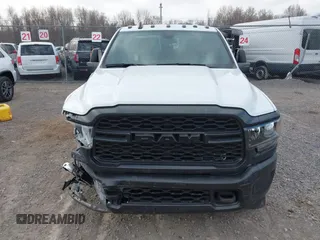 2024 Ram 2500 Tradesman with VIN 3C6UR5HL4RG156559, listed as a IAAI auction lot 41834788 with 2,789 mi miles and . Bid and sale history available at DreamBid. Image 12.