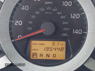 2006 Toyota RAV4 Sport with VIN JTMZK32V666001770, listed as a IAAI auction lot 41763306 with 195,448 mi miles. Bid and sale history available at carsss.com. Image 15.