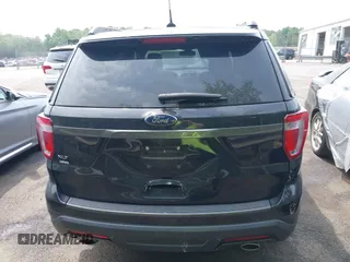 2018 Ford Explorer XLT with VIN 1FM5K7D85JGC38939, listed as a IAAI auction lot 42094891 with 122,399 mi miles and . Bid and sale history available at DreamBid. Image 16.
