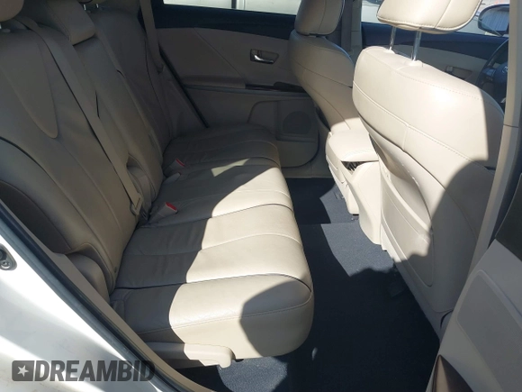 2010 Toyota Venza with VIN 4T3BK3BBXAU034589, listed as a IAAI auction lot 41709373 with 207,130 mi miles. Bid and sale history available at carsss.com. Image 8.