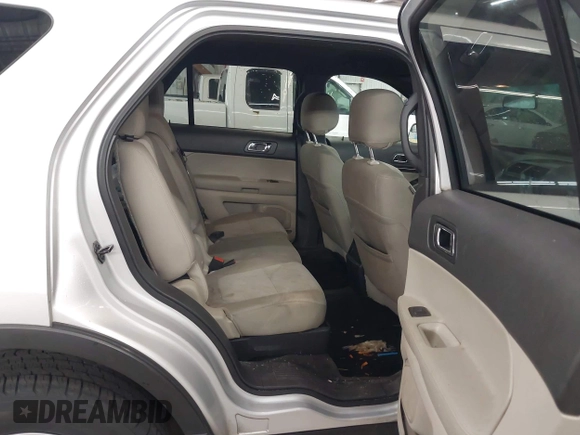2013 Ford Explorer z VIN 1FM5K8B89DGB30076, wystawiony jako IAAI lot #42274929 z przebiegiem 268 795 mil mil oraz . Historia ofert i sprzedaży dostępna na DreamBid. Obrazek 8.
