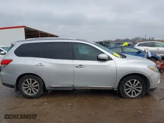 2014 Nissan Pathfinder SV with VIN 5N1AR2MN8EC663054, listed as a IAAI auction lot 41023768 with 177,994 mi miles. Bid and sale history available at carsss.com. Image 13.