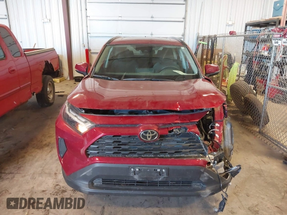 2024 Toyota RAV4 XLE with VIN 2T3P1RFV1RW423570, listed as a IAAI auction lot 41320150 with 34,490 mi miles. Bid and sale history available at carsss.com. Image 12.