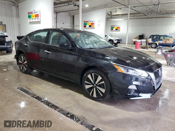 2019 Nissan Altima SL with VIN 1N4BL4EW6KC171735, listed as a Copart auction lot 46979295 with 77,820 mi miles and Salvage Title. Bid and sale history available at DreamBid. Image 4.