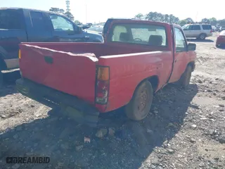 1991 Nissan Trucks 2WD XE with VIN 1N6SD11S2MC336754, listed as a IAAI auction lot 41969326 with 194,400 mi miles. Bid and sale history available at carsss.com. Image 4.