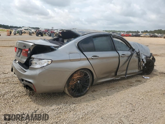2019 BMW M5 z VIN WBSJF0C57KB447306, wystawiony jako Copart lot #71837424 z przebiegiem Nie podano mil oraz Szkoda całkowita • Salvage title. Historia ofert i sprzedaży dostępna na DreamBid. Obrazek 3.