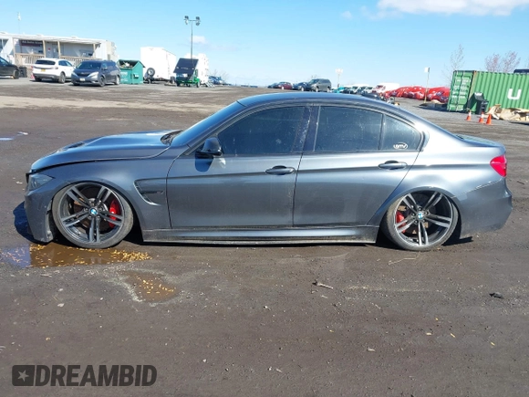 2016 BMW M3 with VIN WBS8M9C53G5E68381, listed as a IAAI auction lot 41991499 with 71,941 mi miles and . Bid and sale history available at DreamBid. Image 14.