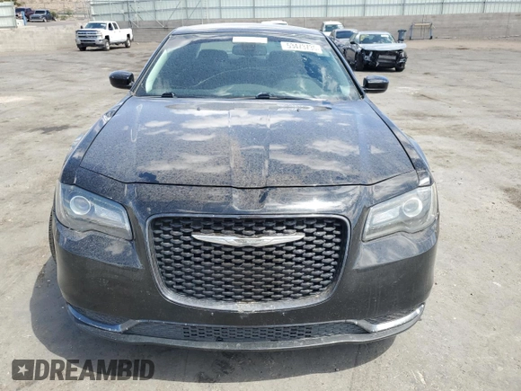 2019 Chrysler 300 Touring with VIN 2C3CCAAG7KH565077, listed as a Copart auction lot 53473735 with 132,873 mi miles and Clean Title. Bid and sale history available at carsss.com. Image 5.