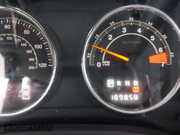 2014 Jeep Patriot Limited with VIN 1C4NJRCB7ED569805, listed as a IAAI auction lot 40854840 with 189,858 mi miles. Bid and sale history available at carsss.com. Image 15.