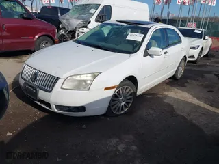 2007 Mercury Milan Premier with VIN 3MEHM08147R602137, listed as a IAAI auction lot 41678340 with 201,791 mi miles. Bid and sale history available at carsss.com. Image 18.