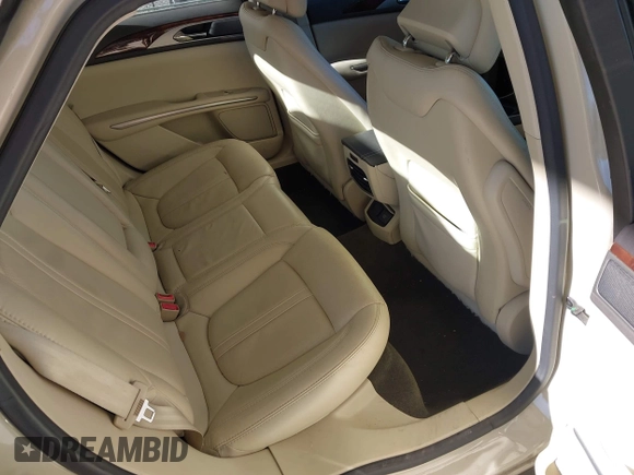 2014 Lincoln MKZ Hybrid с VIN 3LN6L2LU3ER815081, выставлен на аукционе IAAI как лот 42620562 с пробегом 133 377 миль миль и . История ставок и продаж доступна на DreamBid. Изображение 8.