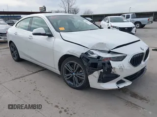 2022 BMW 2 Series 228i z VIN WBA53AK04N7K12122, wystawiony jako IAAI lot #41794766 z przebiegiem 61 518 mil mil oraz . Historia ofert i sprzedaży dostępna na DreamBid. Obrazek 1.
