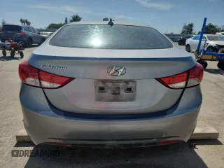 2013 Hyundai Elantra GLS z VIN KMHDH4AE3DU731009, wystawiony jako Copart lot #58668335 z przebiegiem 213 093 mil mil oraz Szkoda całkowita • Salvage title. Historia ofert i sprzedaży dostępna na DreamBid. Obrazek 6.