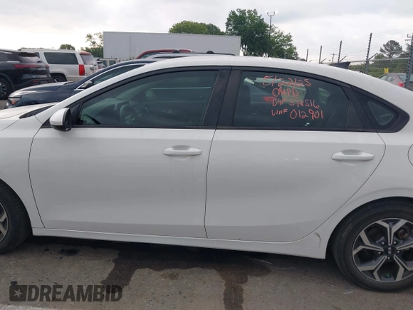 2019 Kia Forte LXS with VIN 3KPF24AD9KE012901, listed as a IAAI auction lot 42376006 with 20,460 mi miles and . Bid and sale history available at DreamBid. Image 14.