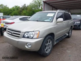 2002 Toyota Highlander with VIN JTEGF21A620051811, listed as a IAAI auction lot 41963829 with 382,828 mi miles. Bid and sale history available at carsss.com. Image 6.