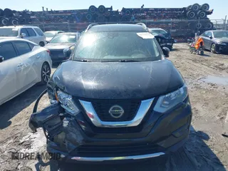 2019 Nissan Rogue SV with VIN 5N1AT2MT0KC724666, listed as a IAAI auction lot 41771234 with 177,679 mi miles. Bid and sale history available at carsss.com. Image 12.
