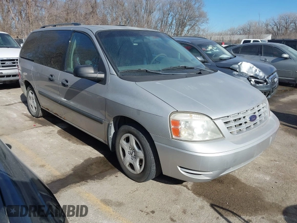 2004 Ford Freestar SE z VIN 2FMZA51634BB15552, wystawiony jako IAAI lot #41448164 z przebiegiem 240 212 mil mil oraz . Historia ofert i sprzedaży dostępna na DreamBid. Obrazek 1.