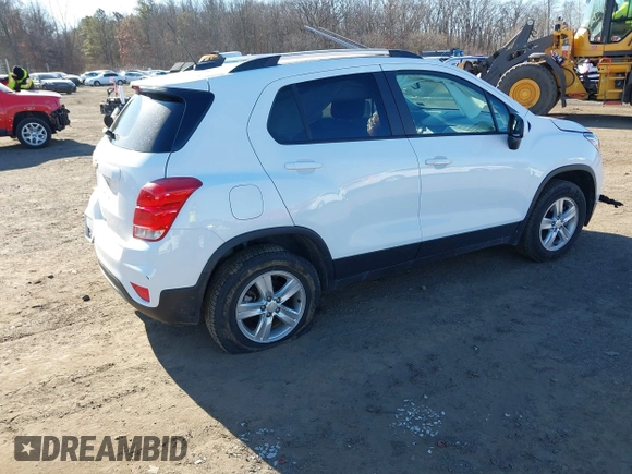 2022 Chevrolet Trax LT with VIN KL7CJPSM1NB548083, listed as a IAAI auction lot 41453666 with 78,721 mi miles. Bid and sale history available at carsss.com. Image 4.