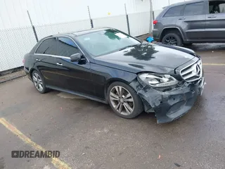 2015 Mercedes-Benz E 350 Sport with VIN WDDHF5KB6FB092327, listed as a IAAI auction lot 41782045 with 162,348 mi miles and . Bid and sale history available at DreamBid. Image 1.