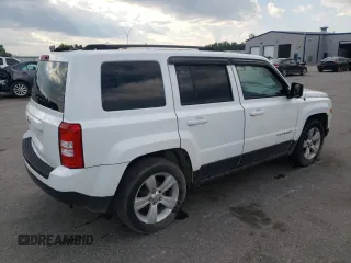 2016 Jeep Patriot Latitude with VIN 1C4NJPFA3GD612918, listed as a Copart auction lot 55830645 with 165,024 mi miles and Clean title. Bid and sale history available at DreamBid. Image 3.