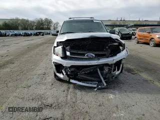 2015 Ford Expedition XLT z VIN 1FMJU1JT9FEF33897, wystawiony jako Copart lot #53731335 z przebiegiem 103 761 mil mil oraz Szkoda całkowita • Salvage title. Historia ofert i sprzedaży dostępna na DreamBid. Obrazek 14.