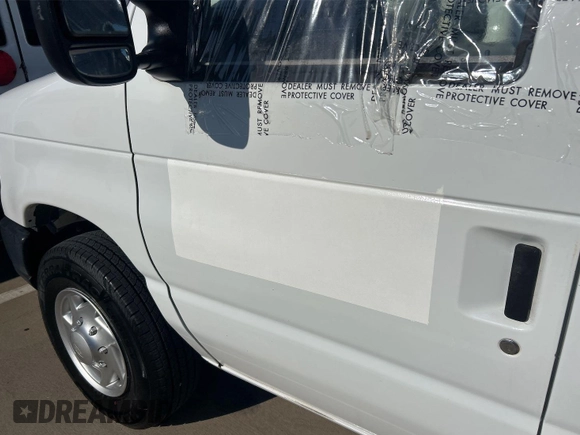2012 Ford Econoline Cargo Recreational z VIN 1FTNE2EW6CDB01590, wystawiony jako IAAI lot #42526476 z przebiegiem 150 377 mil mil oraz . Historia ofert i sprzedaży dostępna na DreamBid. Obrazek 2.