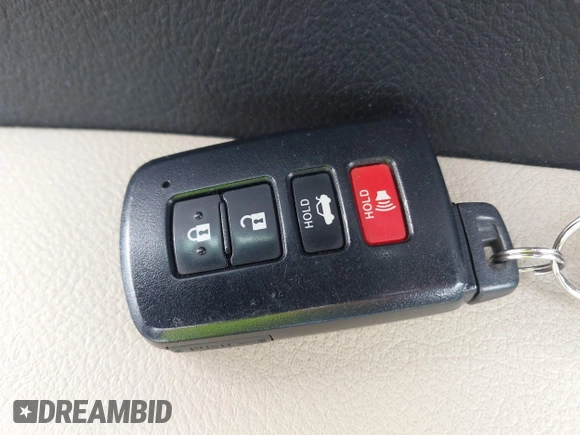 2013 Toyota Camry L with VIN 4T1BF1FK4DU686656, listed as a IAAI auction lot 41981637 with 106,642 mi miles. Bid and sale history available at carsss.com. Image 11.