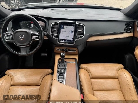 2017 Volvo XC90 Inscription with VIN YV4A22PL5H1131633, listed as a IAAI auction lot 42033784 with 192,154 mi miles. Bid and sale history available at carsss.com. Image 12.