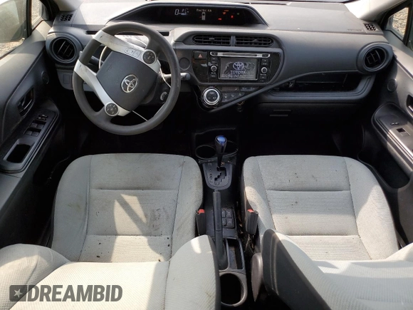 2015 Toyota Prius One z VIN JTDKDTB33F1094805, wystawiony jako Copart lot #57040745 z przebiegiem 121 298 mil mil oraz Szkoda całkowita • Salvage title. Historia ofert i sprzedaży dostępna na DreamBid. Obrazek 8.