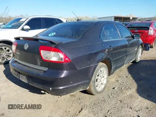 2007 Mercury Milan with VIN 3MEHM07Z37R643236, listed as a IAAI auction lot 41796729 with 186,421 mi miles. Bid and sale history available at carsss.com. Image 4.