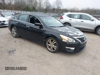 2013 Nissan Altima SV with VIN 1N4BL3AP8DN443993, listed as a IAAI auction lot 41303507 with 175,476 mi miles and . Bid and sale history available at DreamBid. Image 1.