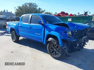 2021 Toyota Tacoma SR z VIN 3TMCZ5AN5MM431463, wystawiony jako IAAI lot #41178431 z przebiegiem 55 551 mil mil oraz . Historia ofert i sprzedaży dostępna na DreamBid. Obrazek 1.